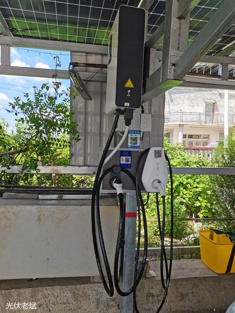 新买的30千瓦直流快充充电桩