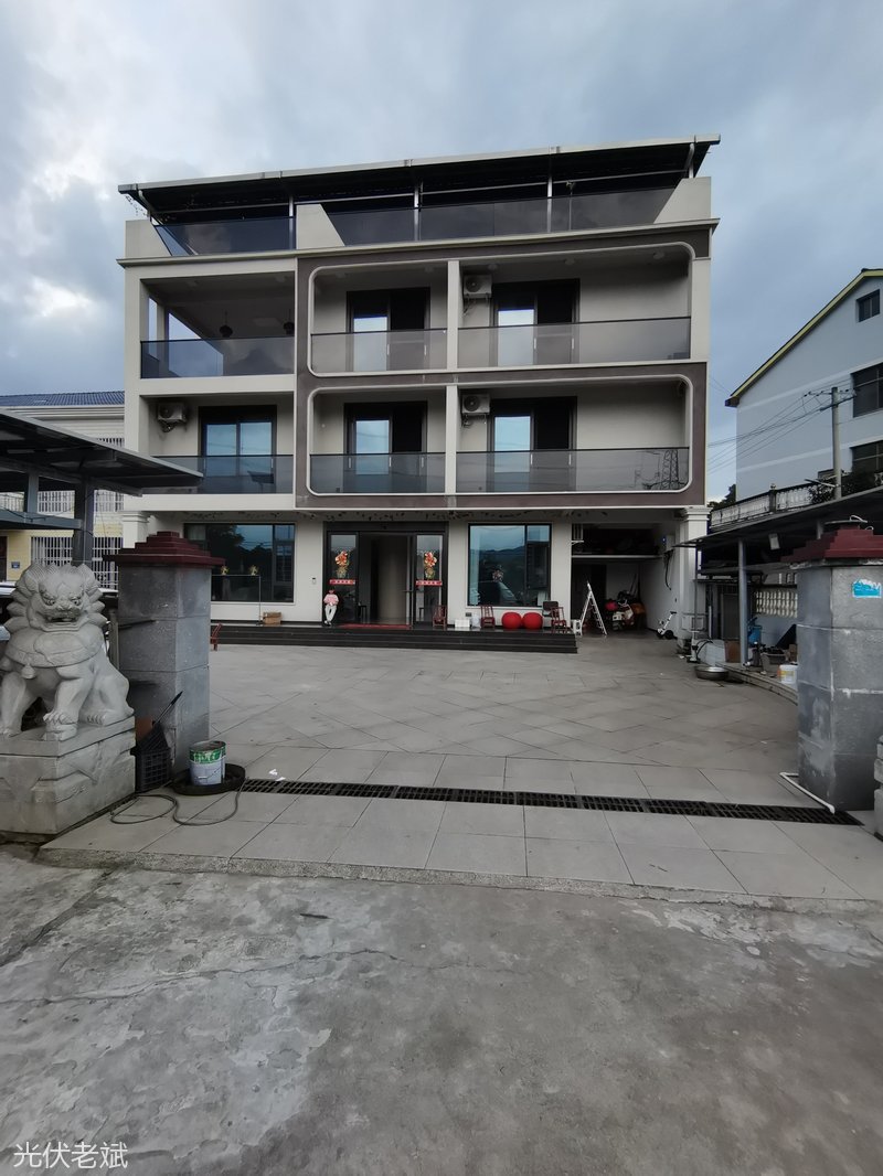 充电桩侧面